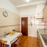#003 Charming Cottage Quiet & Relaxing بيت للعطل *